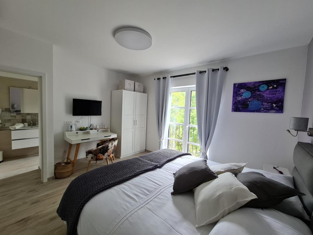 Boutique Resort Osma - Adults Only Malinska Exterior photo